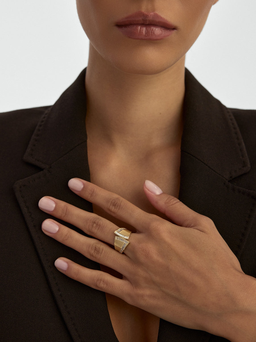 Baguette Stone Geometric Form Ring in 14K Gold