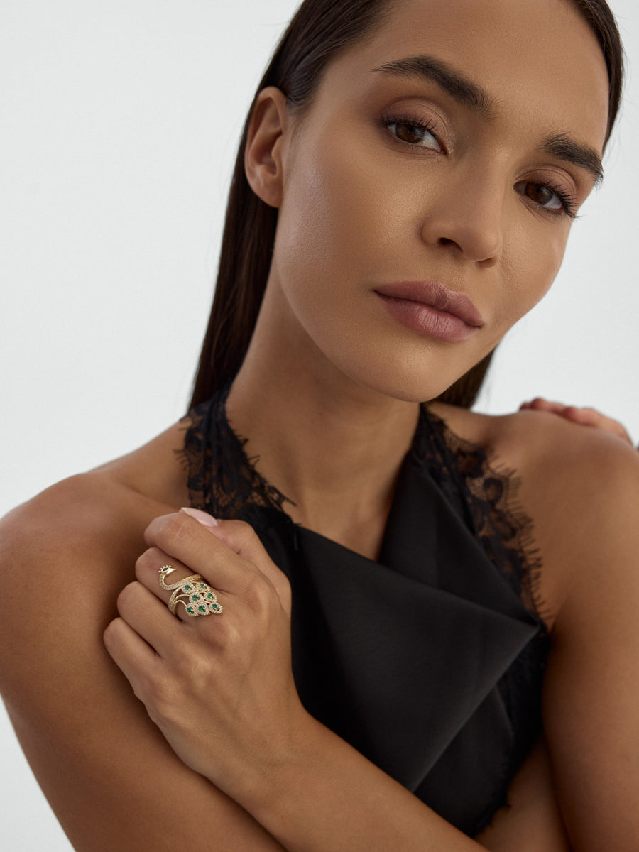 Tavus Bird Motif Emerald Green Stone Ring in 14K Gold