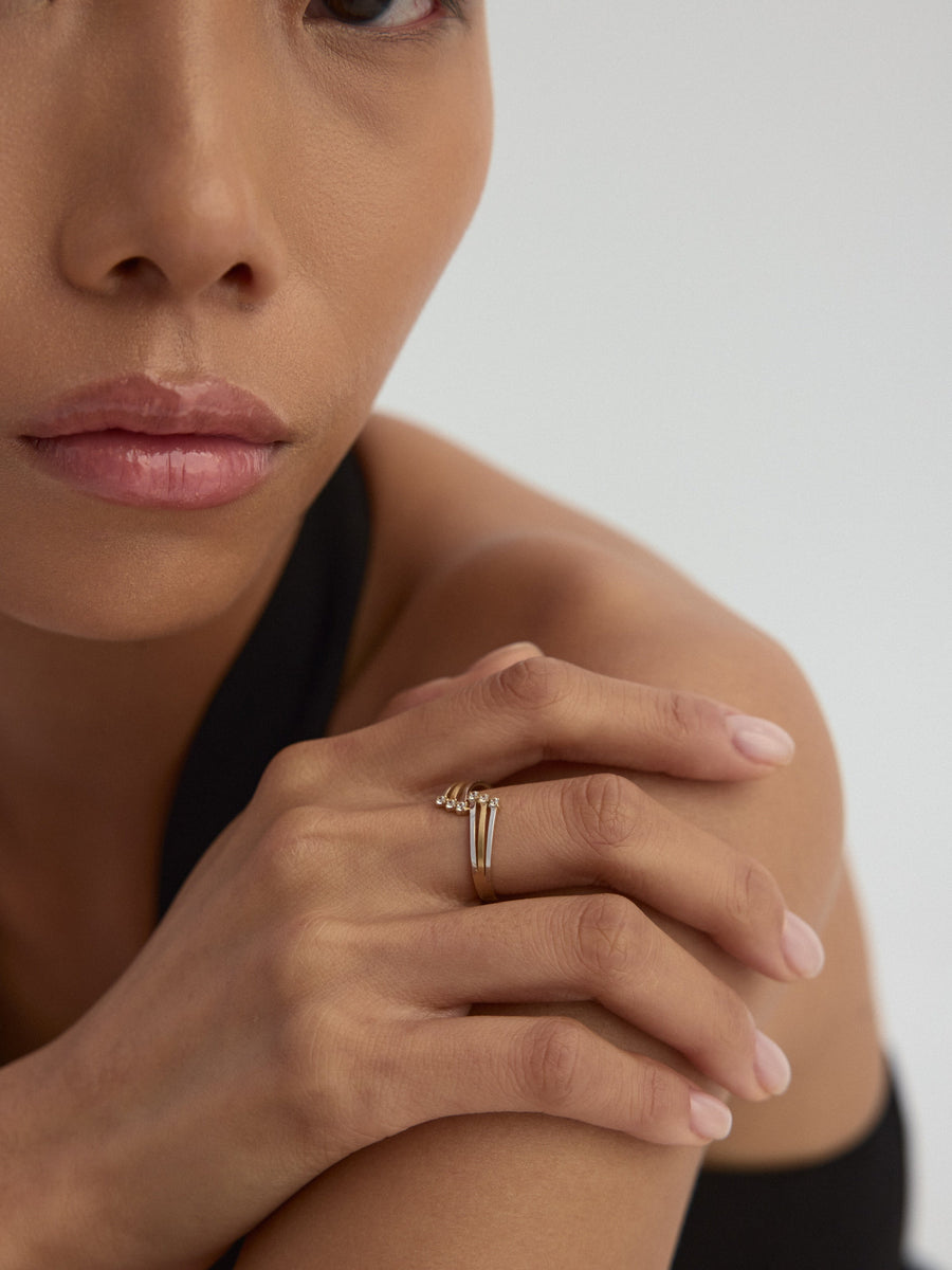 Linear Trio Stone Ring in 14K Gold