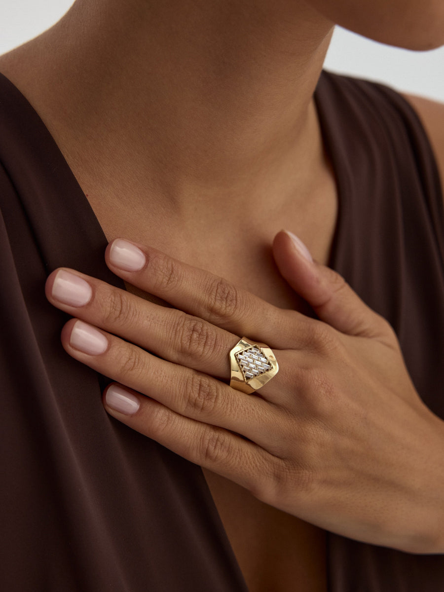 Baguette Stone Geometric Ring in 14K Gold