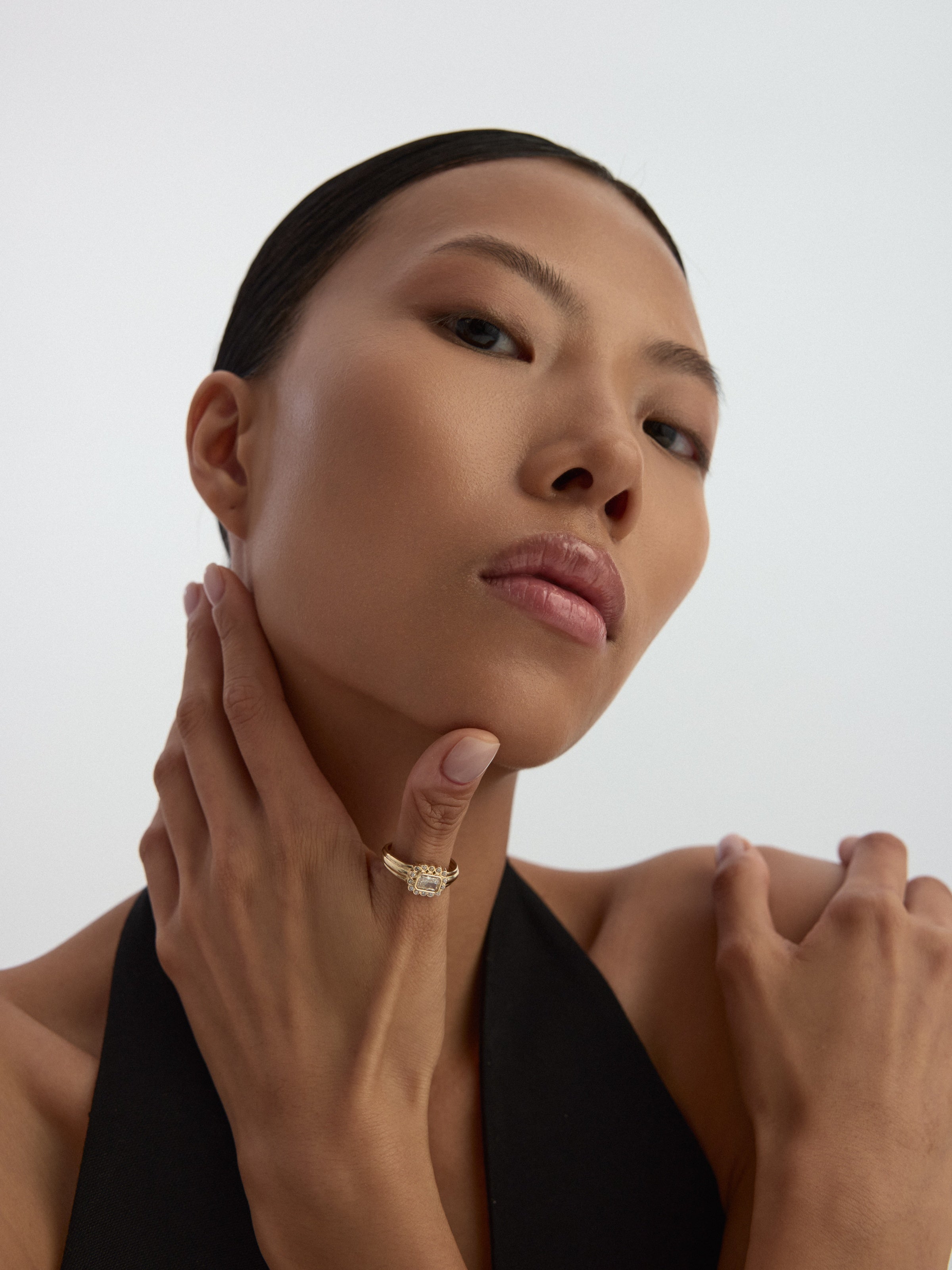 Baguette Stone Halo Ring in 14K Gold