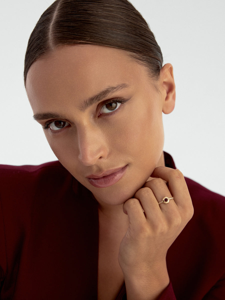 Sekizgen Ruby-Inspired Stone Vintage Ring in 14K Gold