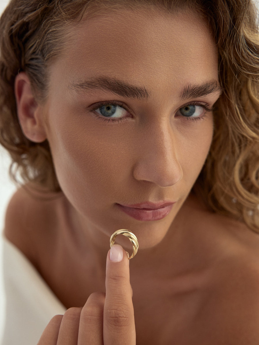 Twisted Classic Ring in 14K Gold