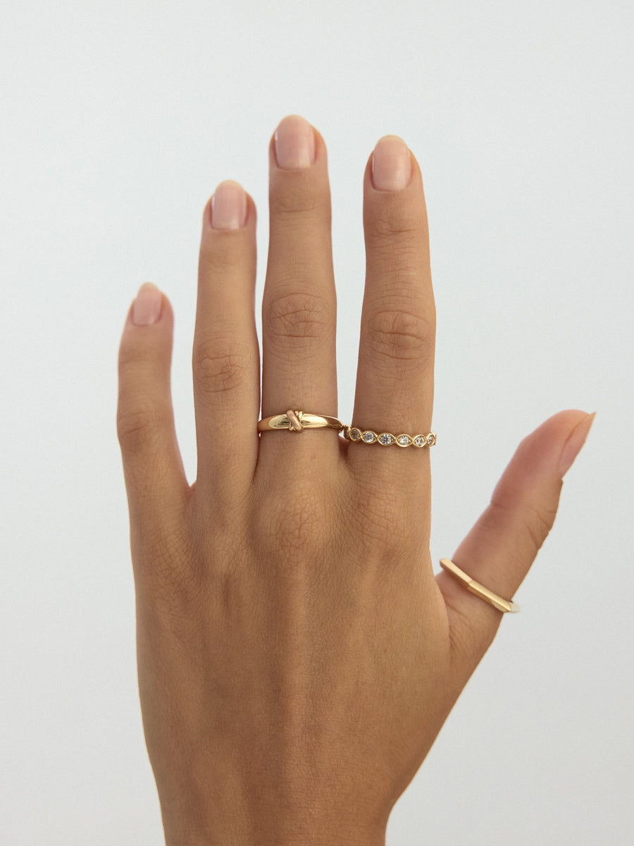 Marquise Form Stone-Set Ring in 14K Gold