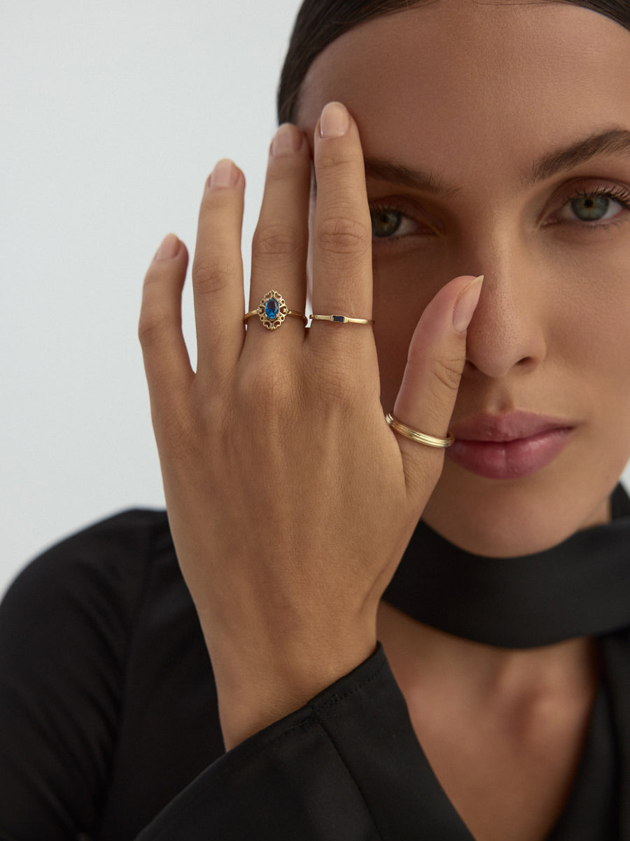 Sapphire-Inspired Baguette Stone Minimal Ring in 14K Gold
