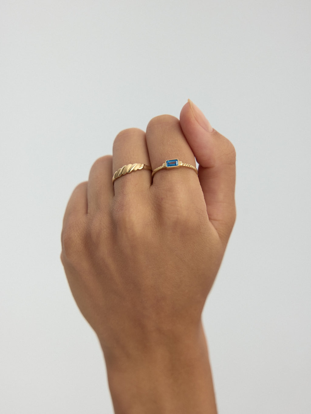 Sapphire-Inspired Baguette Stone Ring in 14K Gold