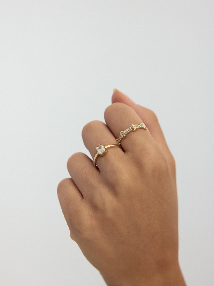 Geometric Form Stone-Set Ring in 14K Gold
