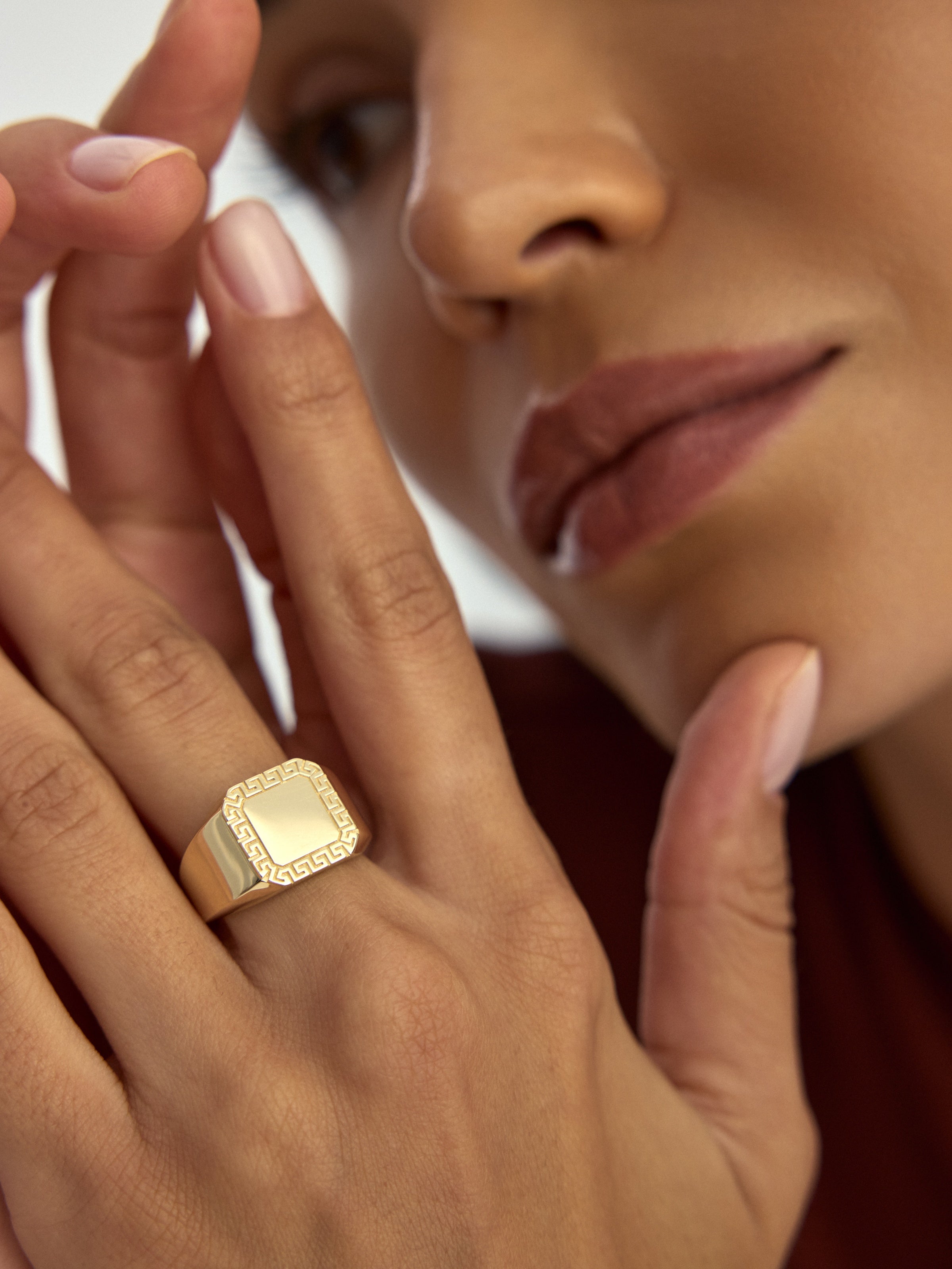 Grek Patterned Classic Ring in 14K Gold