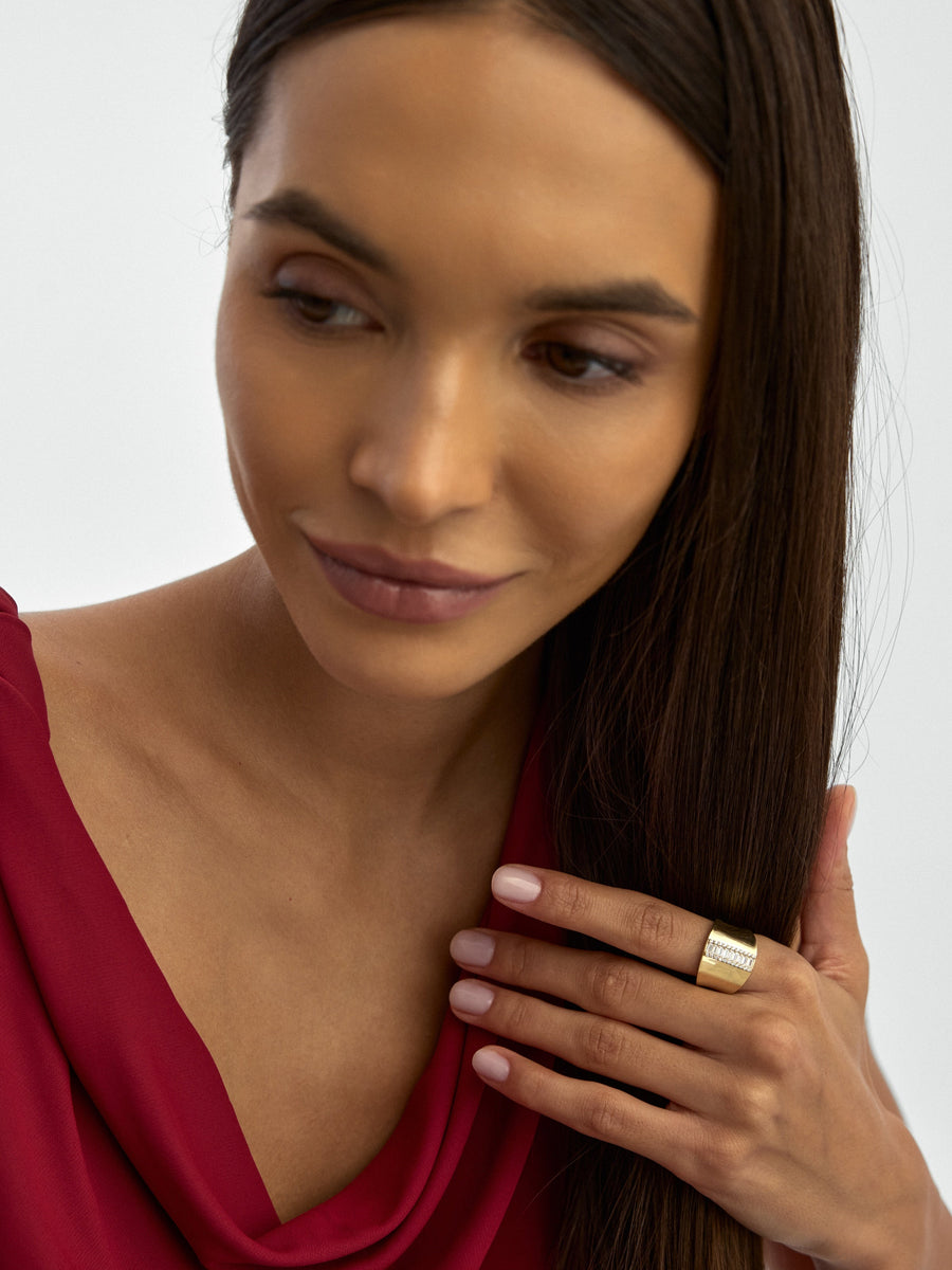 Baguette & Round Stone-Set Wide Form Ring in 14K Gold