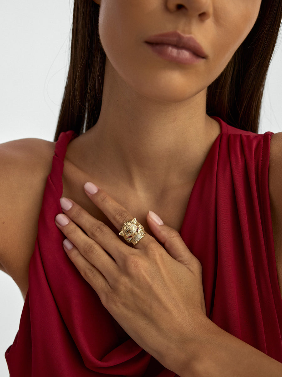 Panther Form Stone Ring in 14K Gold