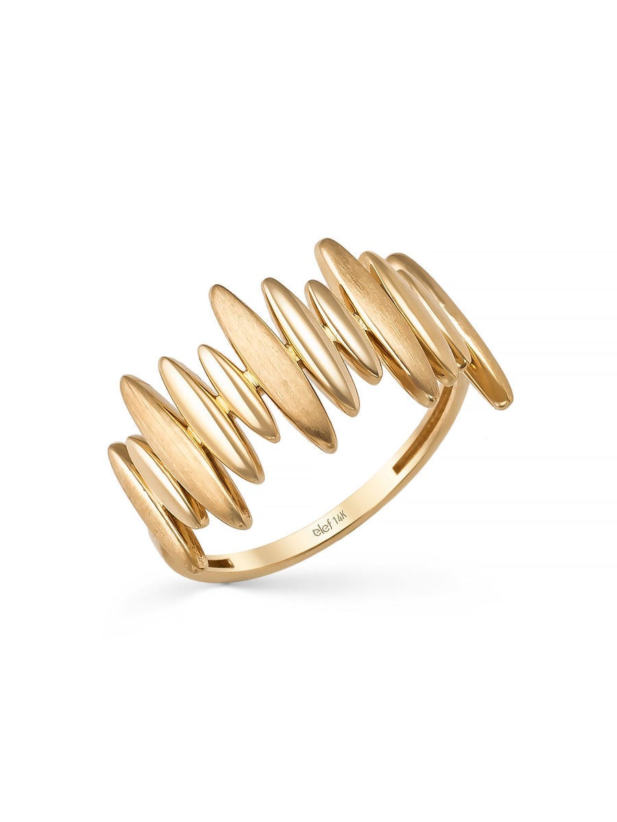 Oval Sequence Ring in 14K Gold