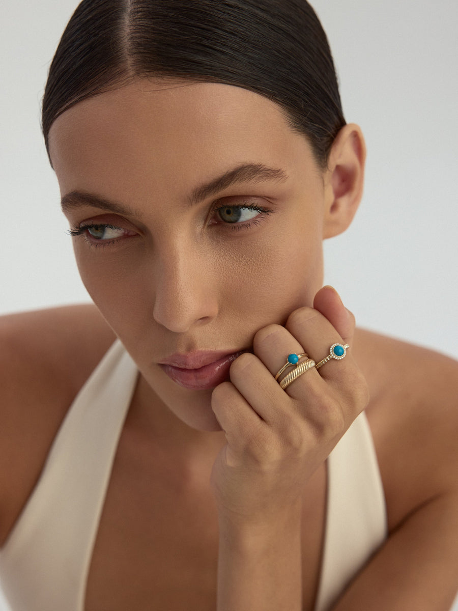 Round Turquoise Stone Minimal Ring in 14K Gold