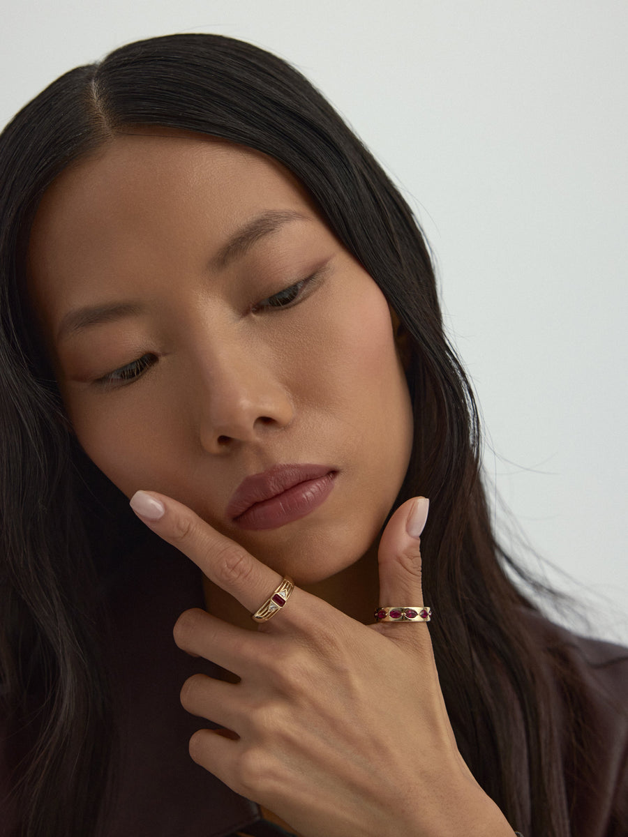 Marquise Cut Garnet Stone-Set Ring in 14K Gold