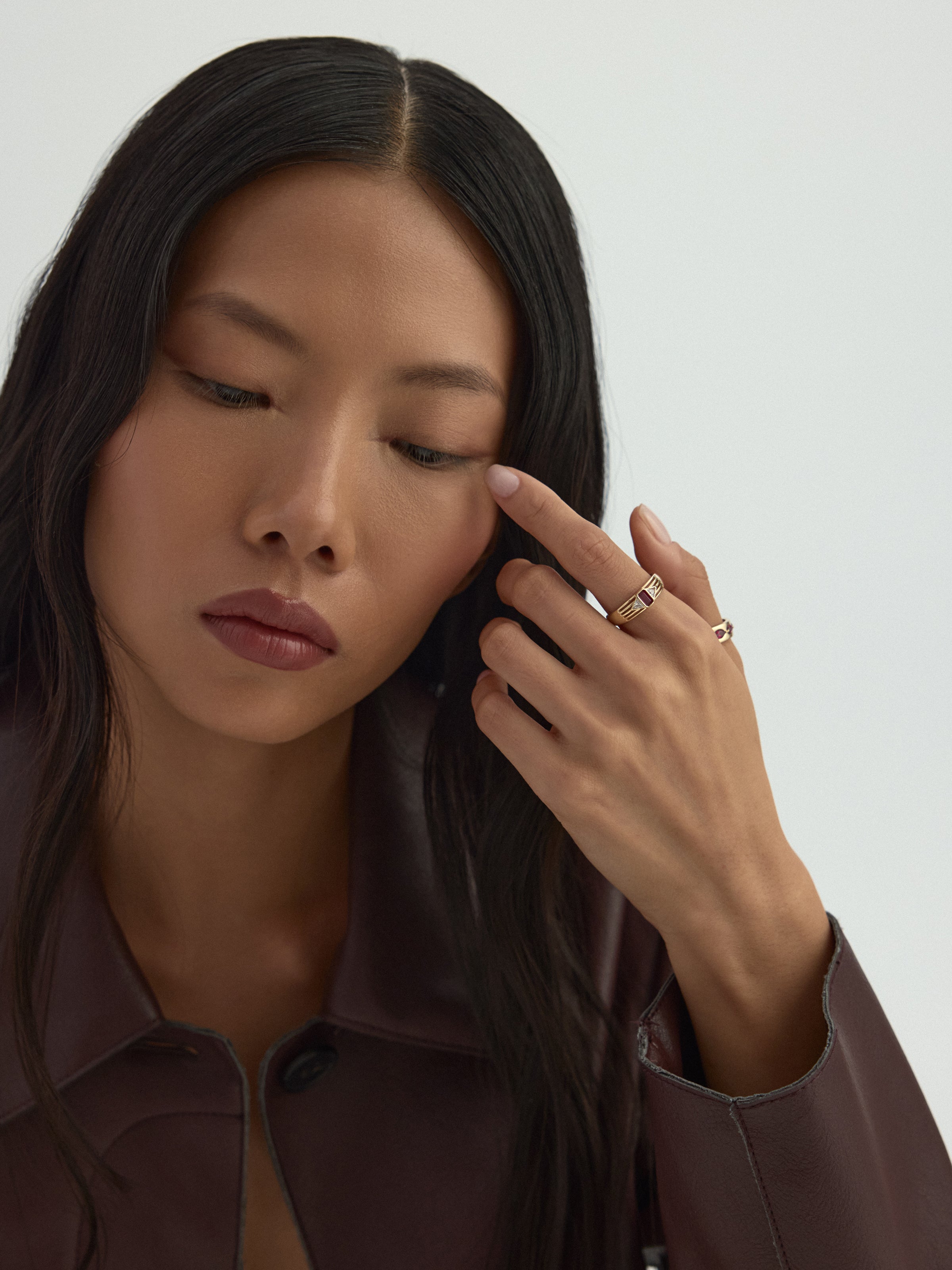 Marquise Cut Garnet Stone-Set Ring in 14K Gold
