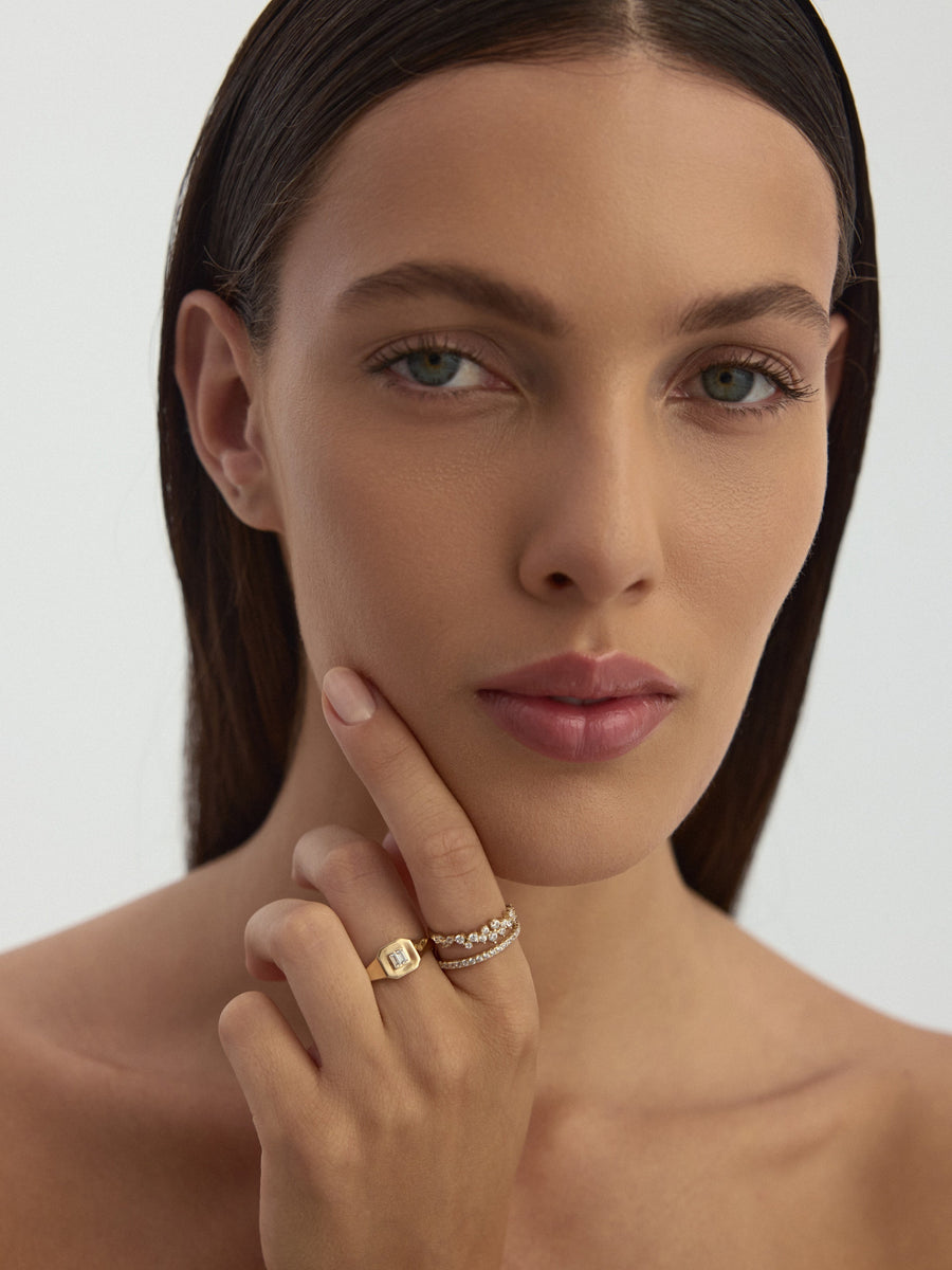 Round & Baguette Stone Ring in 14K Gold