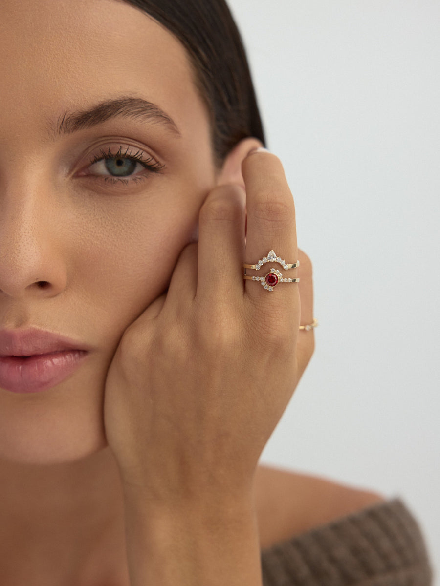 Round Five-Stone Minimal Ring in 14K Gold