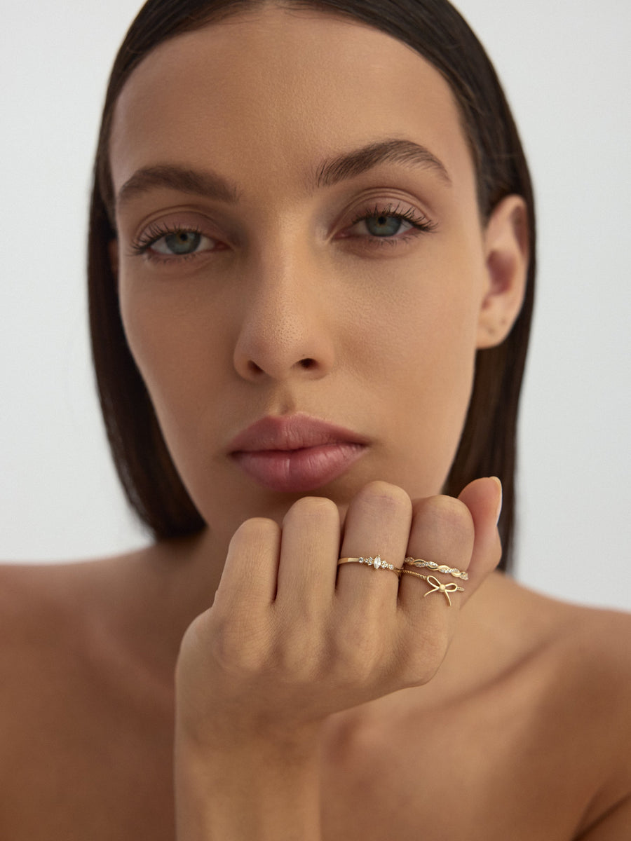 Drop Stone Form Trio Ring in 14K Gold