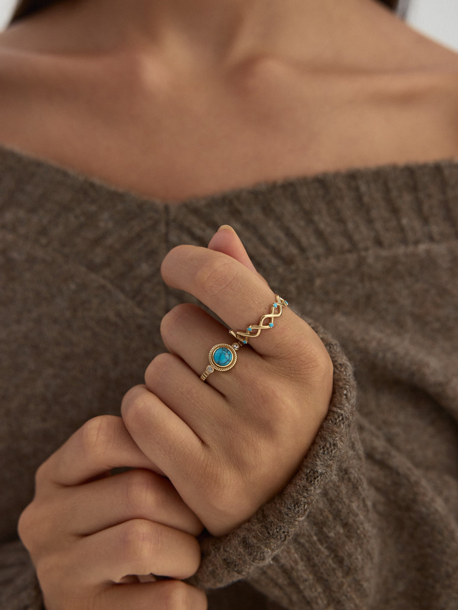 Turquoise Stone Vintage Ring in 14K Gold