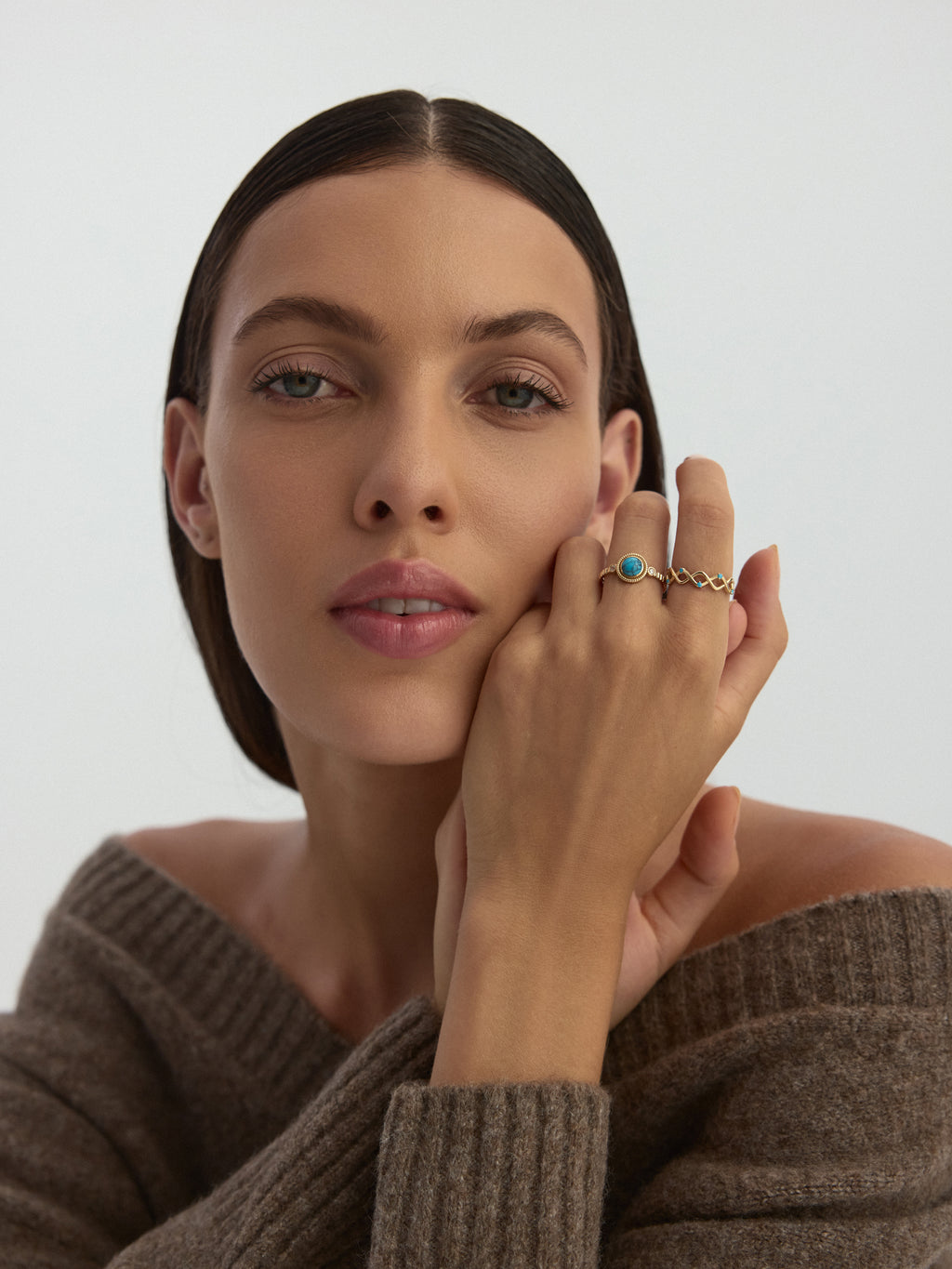 Turquoise Stone Vintage Ring in 14K Gold