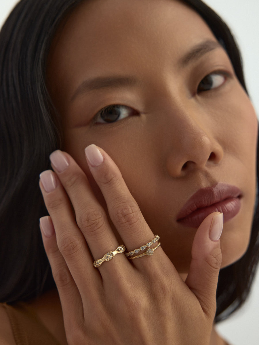Round-Cut Stone Eternity Ring in 14K Gold