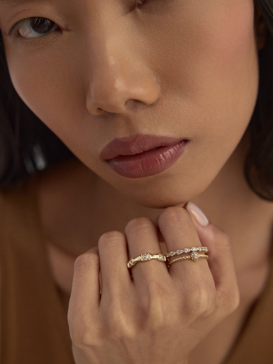 Flower Motif Twisted Body Ring in 14K Gold