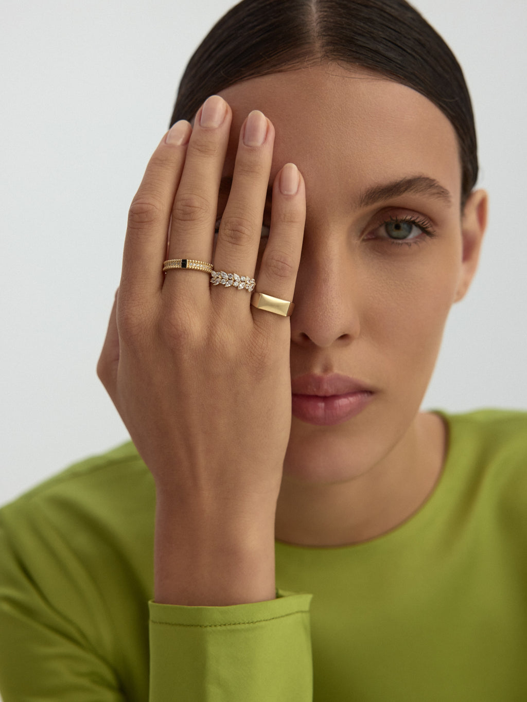 Rectangular Form Minimal Ring in 14K Gold