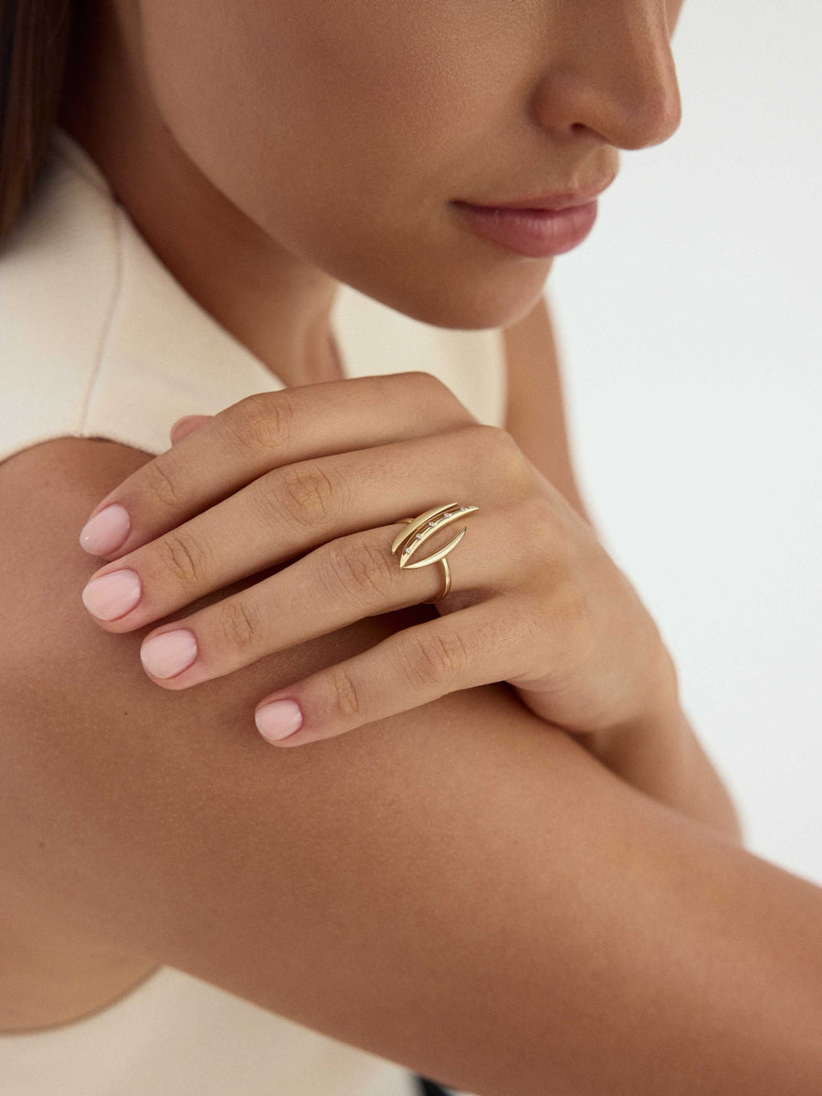 Asymmetric Claw Form Stone Ring in 14K Gold