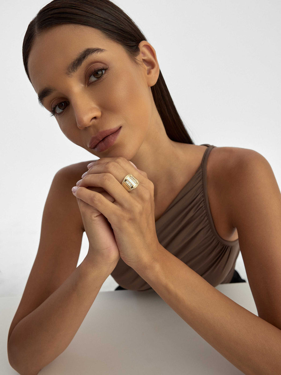 Magnificent Baguette Stone-Set Ring in 14K Gold