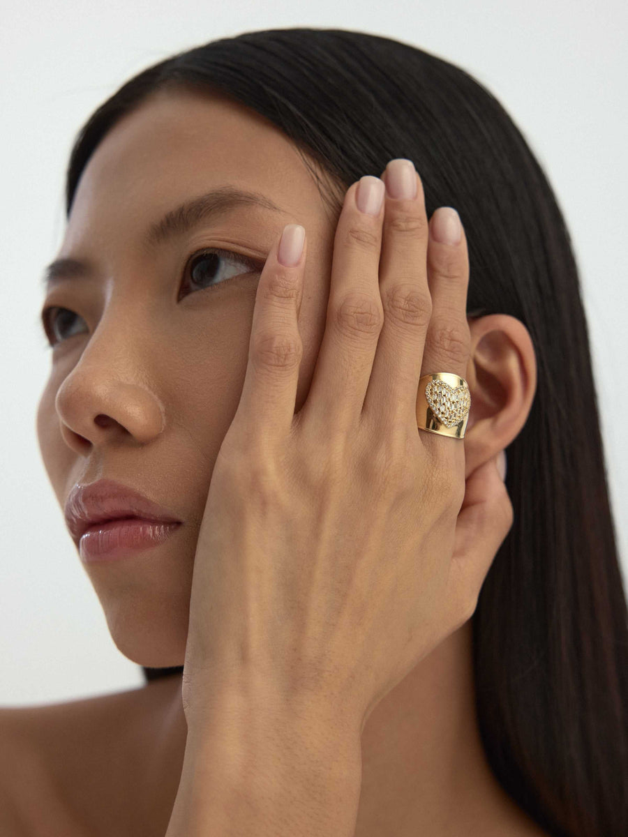 Baguette Stone Heart Motif Ring in 14K Gold