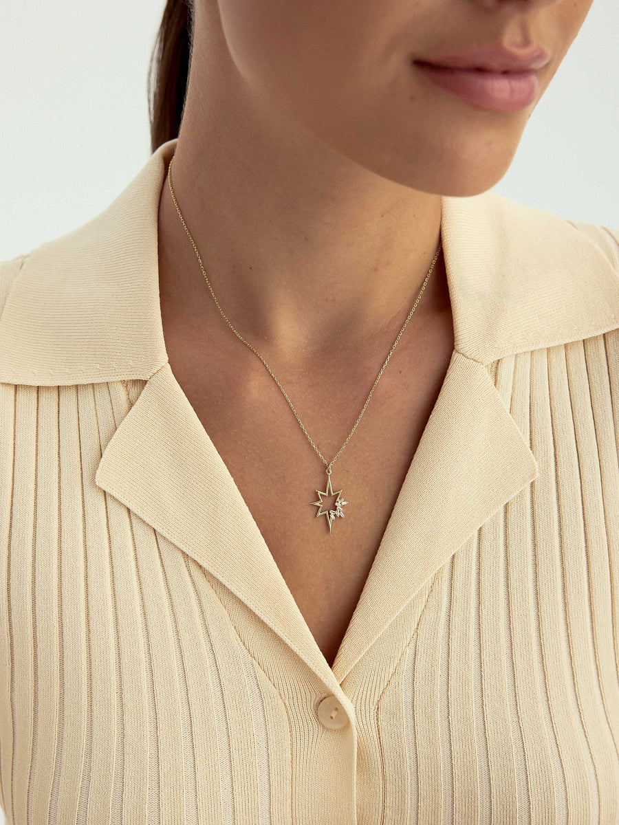 Baguette Stone Kutup Star Necklace in 14K Gold