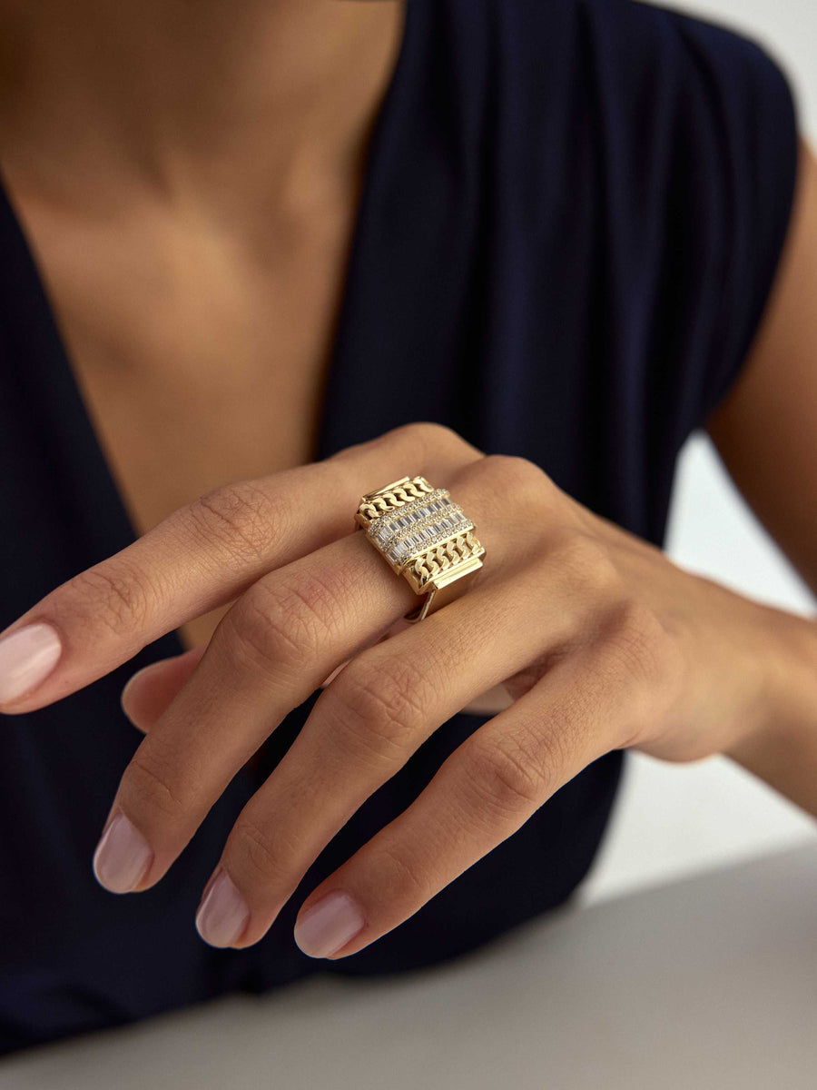 Baguette Stone Chain Form Ring in 14K Gold