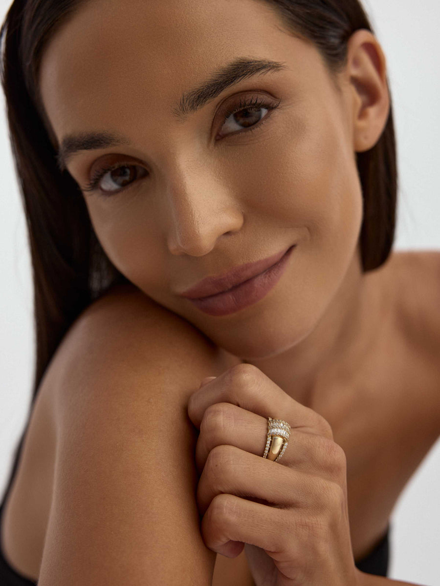 Baguette & Round-Cut Stone Ring in 14K Gold