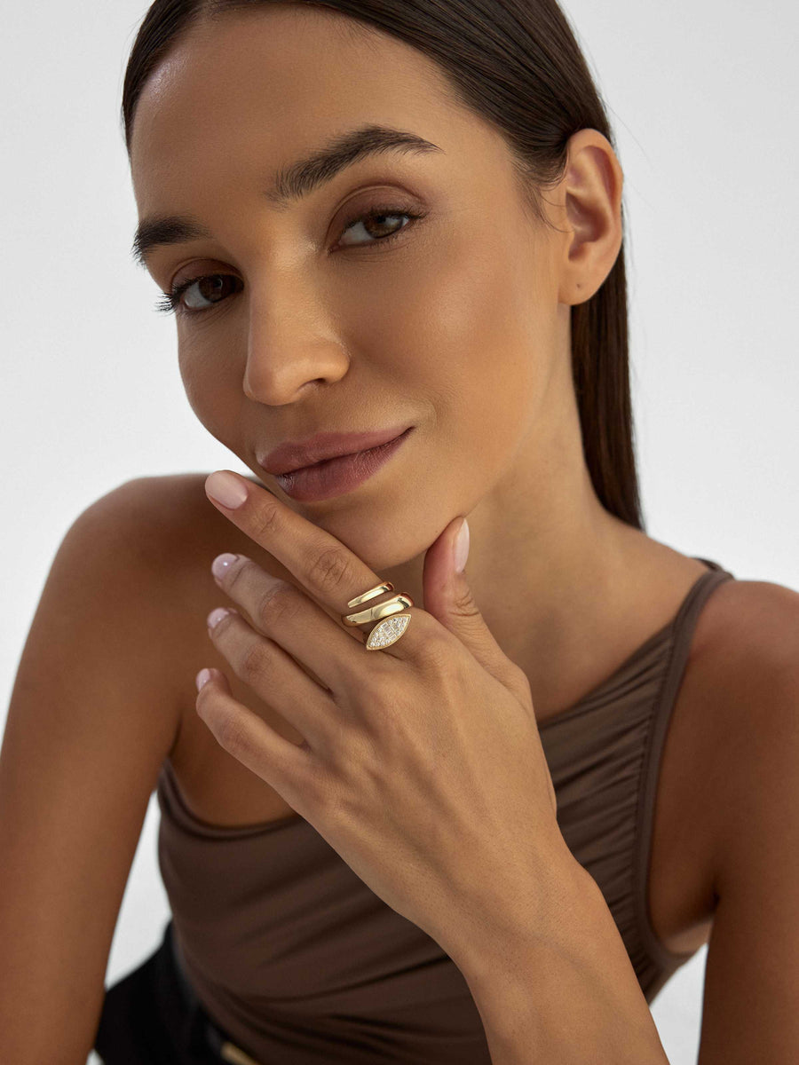 Baguette & Round-Cut Stone Modern Spiral Ring in 14K Gold