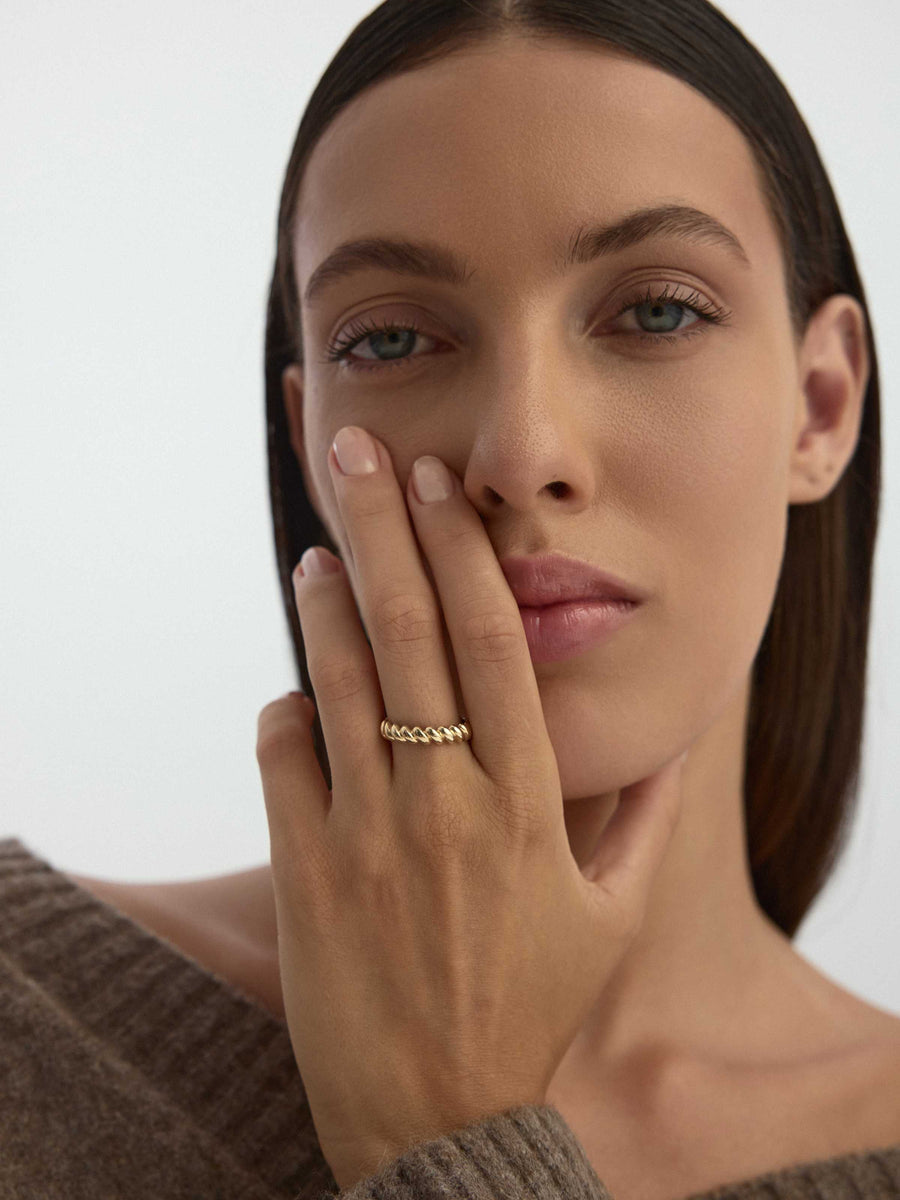 Twisted Textured Minimal Ring in 14K Gold