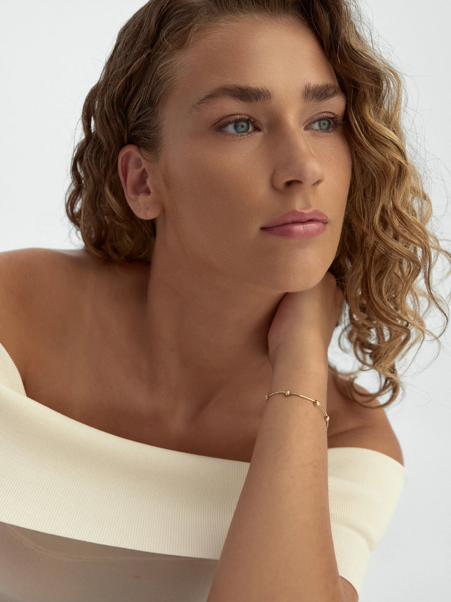 Graduated Dorika Bead Bracelet in 14K Gold