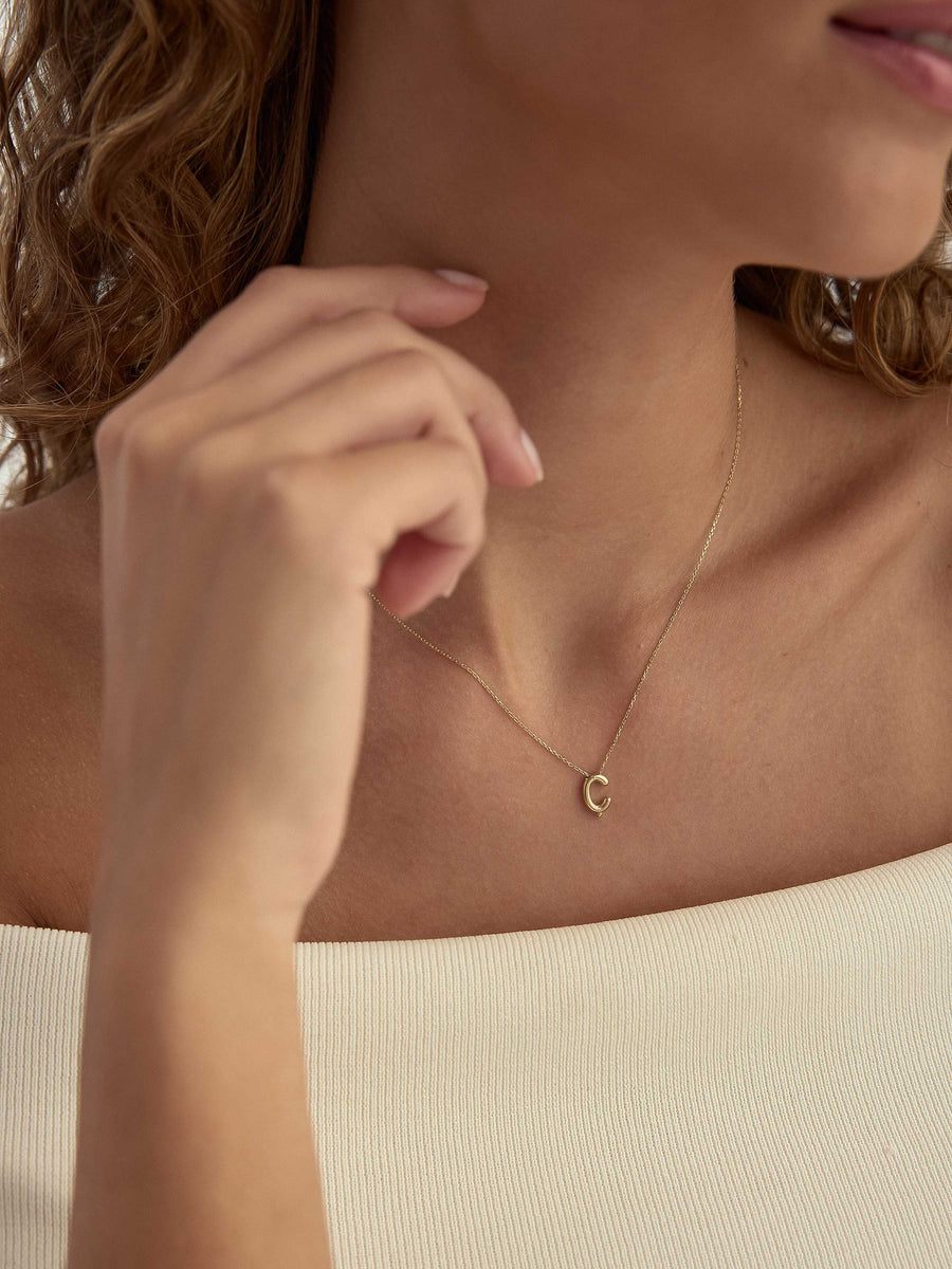 Letter C Classic Initial Necklace in 14K Gold