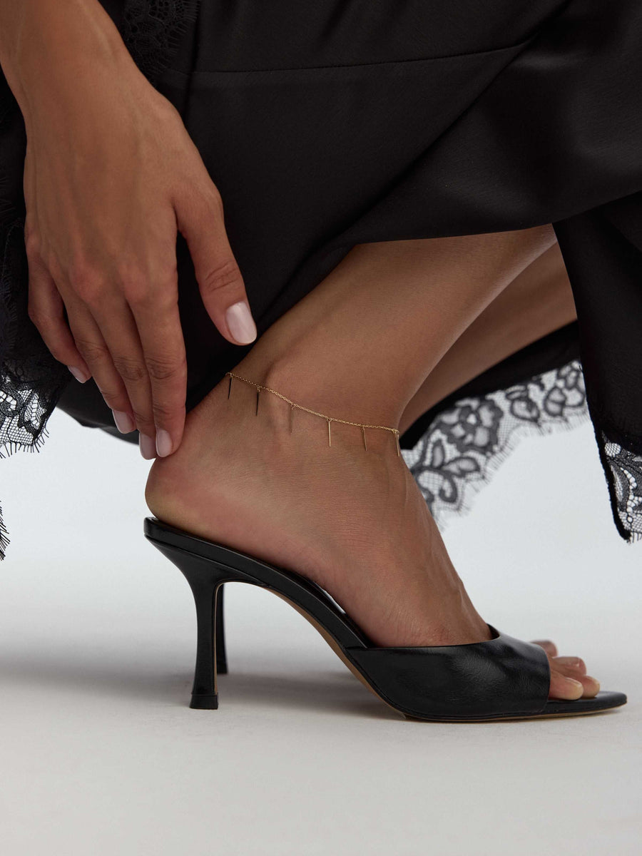 Modern Bar Anklet in 14K Gold