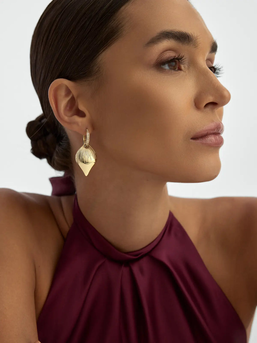 Teardrop Form Relief Textured Earrings in 14K Gold