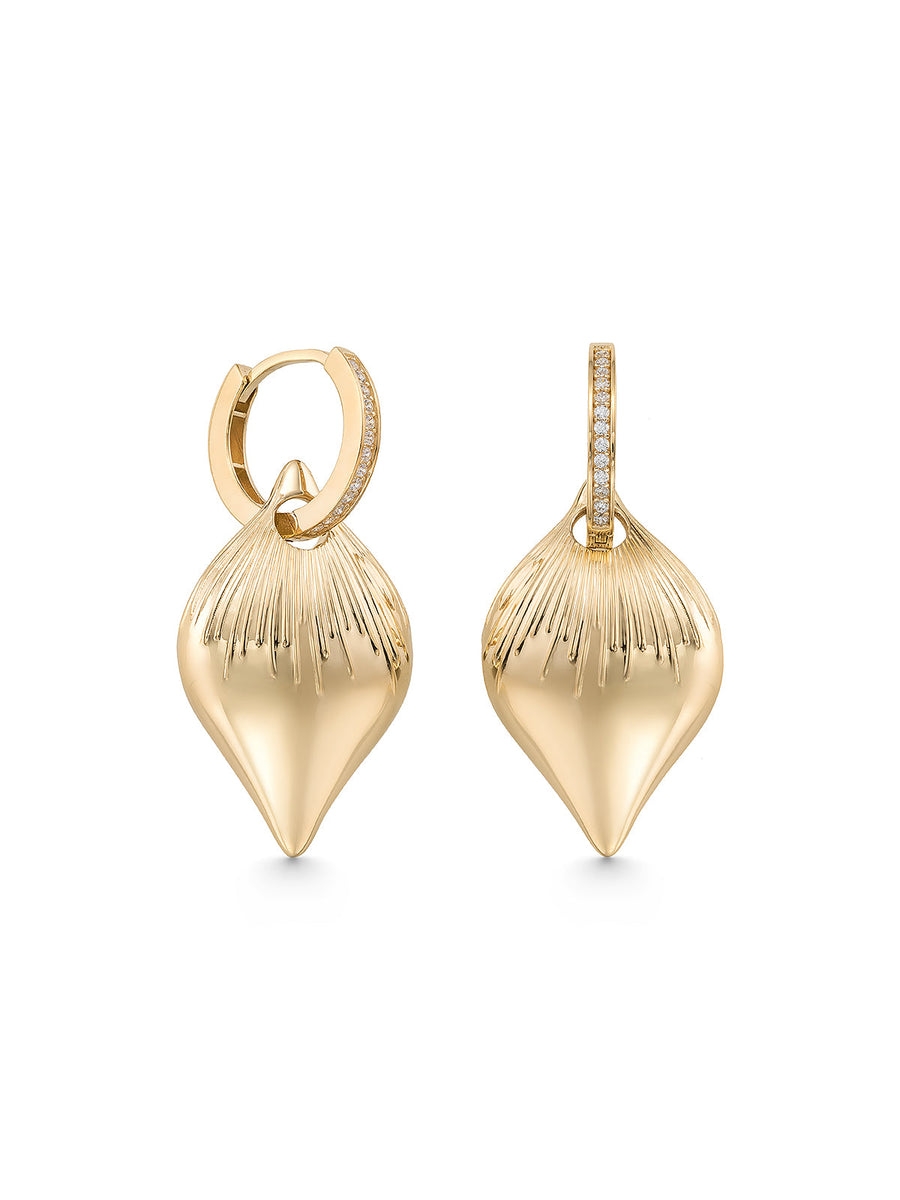 Teardrop Form Relief Textured Earrings in 14K Gold