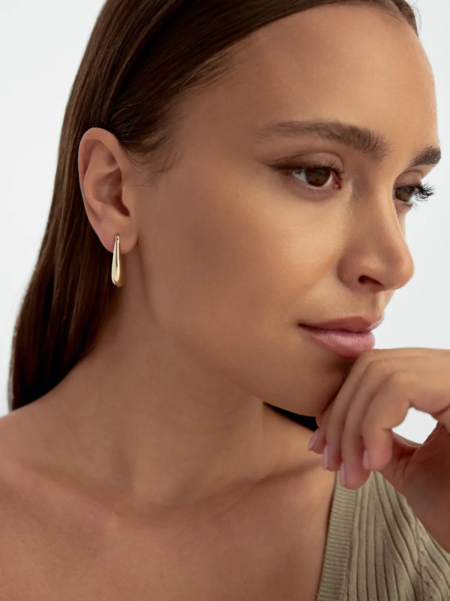 Drop Wide Form Earrings in 14K Gold