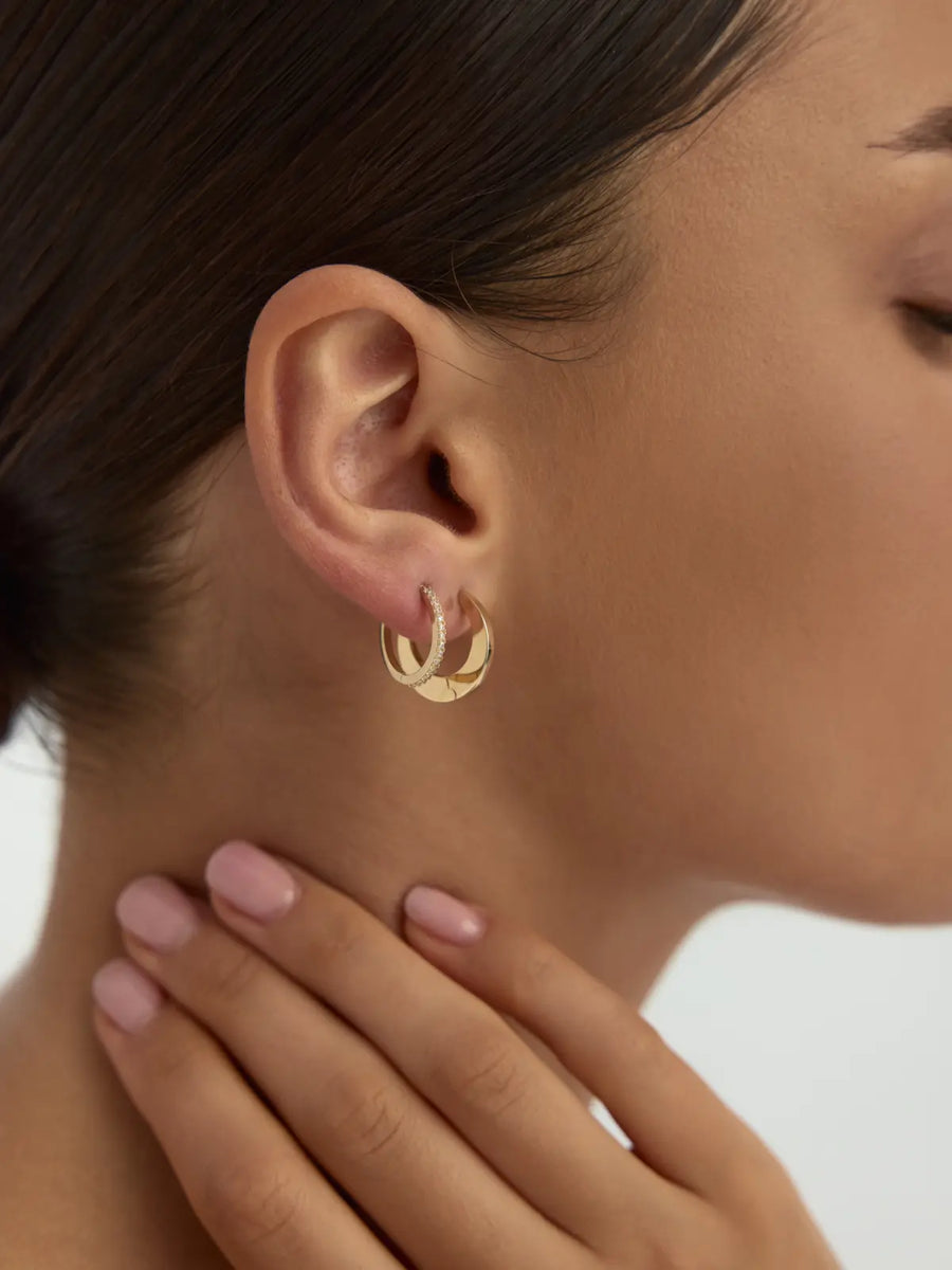 Flat Form Minimal Hoop Earrings in 14K Gold