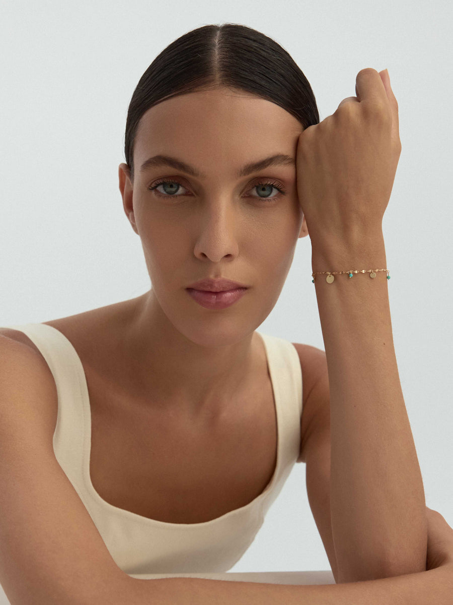 Turquoise Stone & Round Disc Bracelet in 14K Gold