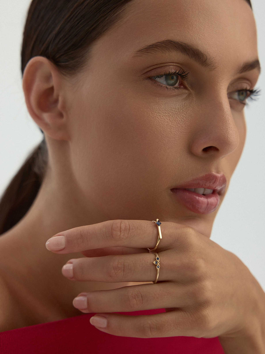 Geometric Bar & Sapphire-Inspired Stone Minimal Ring in 14K Gold