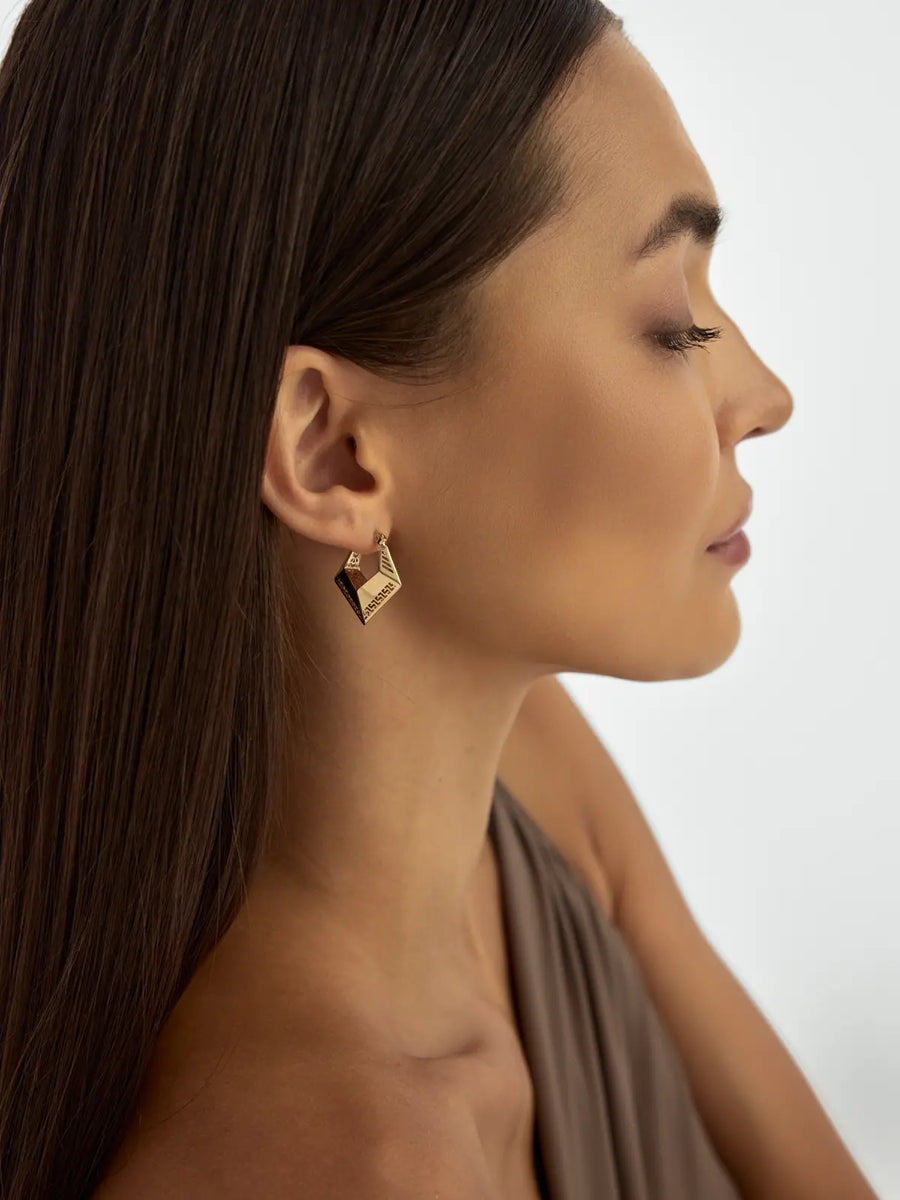 Grek Motif Triangle Form Earrings in 14K Gold