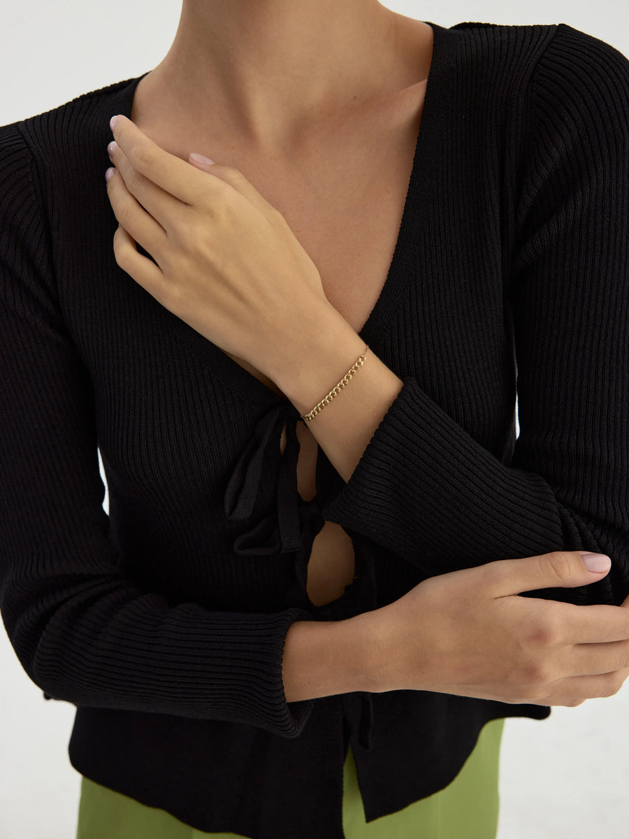 Bold Figaro Form Bracelet in 14K Gold