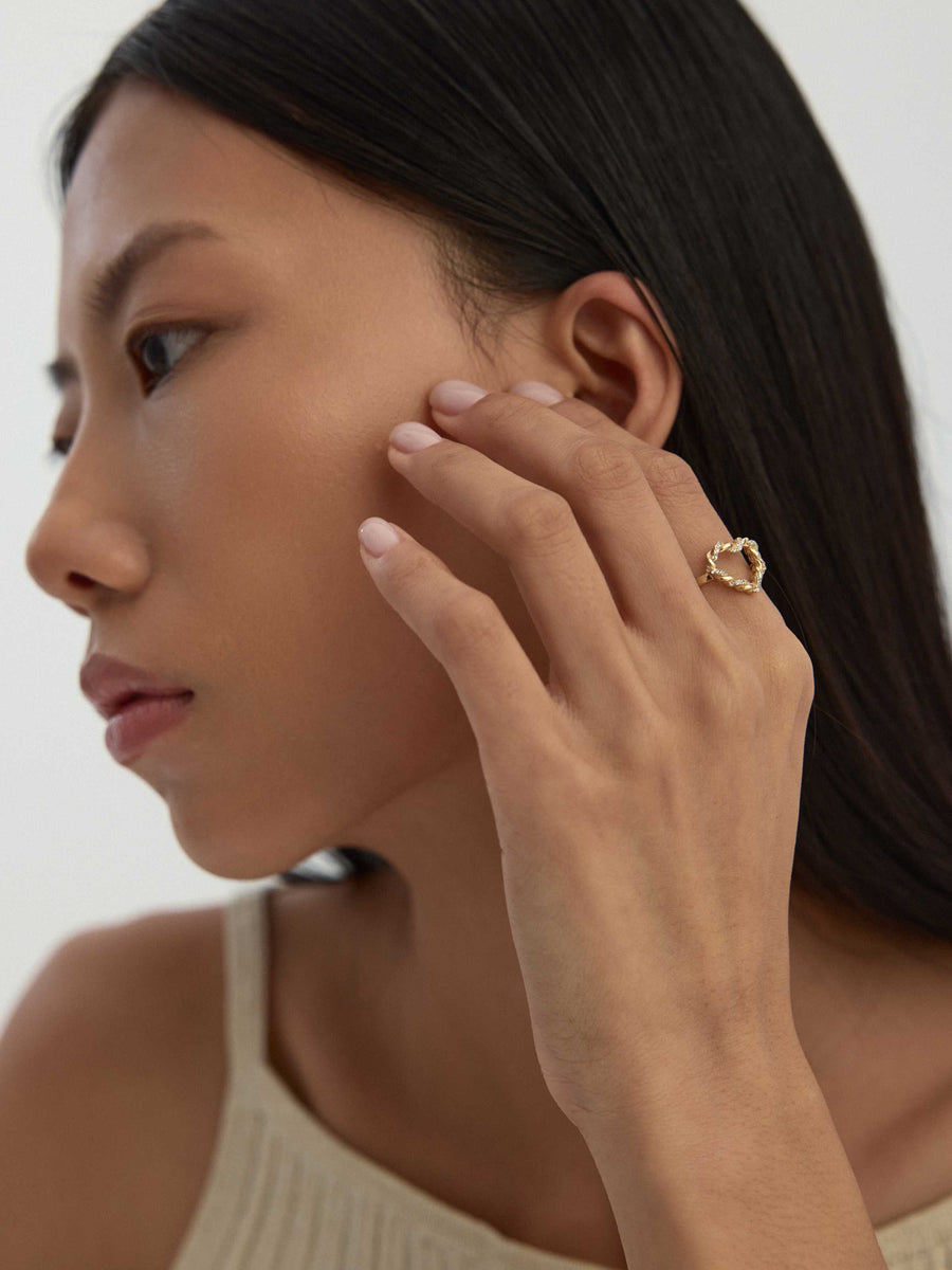 Heart Twisted Stone Ring in 14K Gold