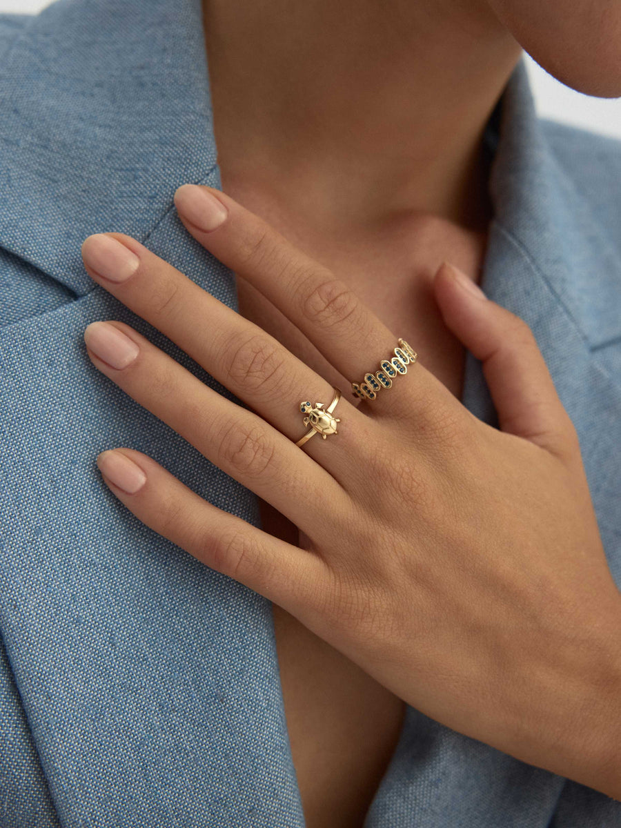 Turtle Minimal Ring in 14K Gold