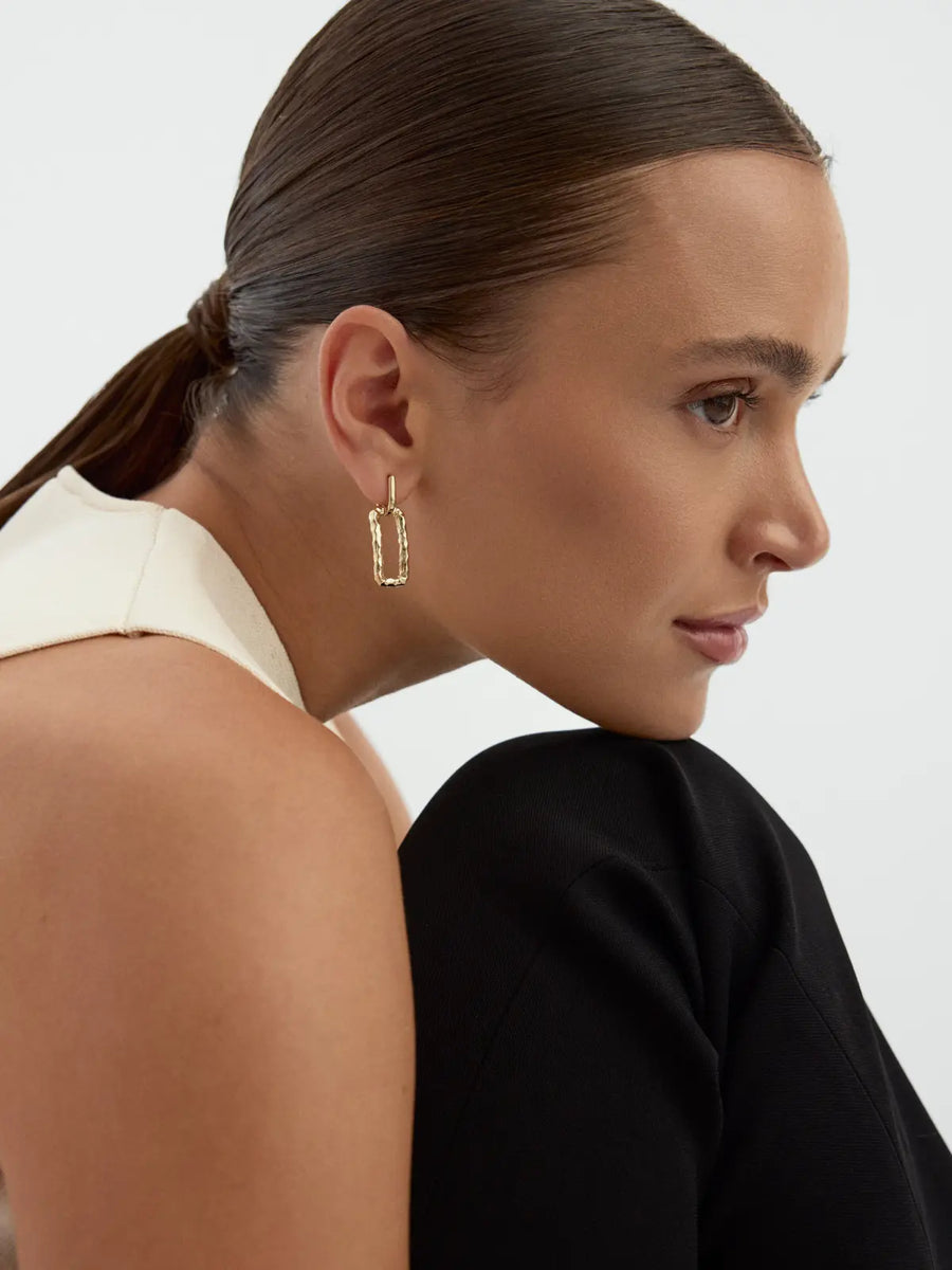 Broken Textured Oval Form Earrings in 14K Gold