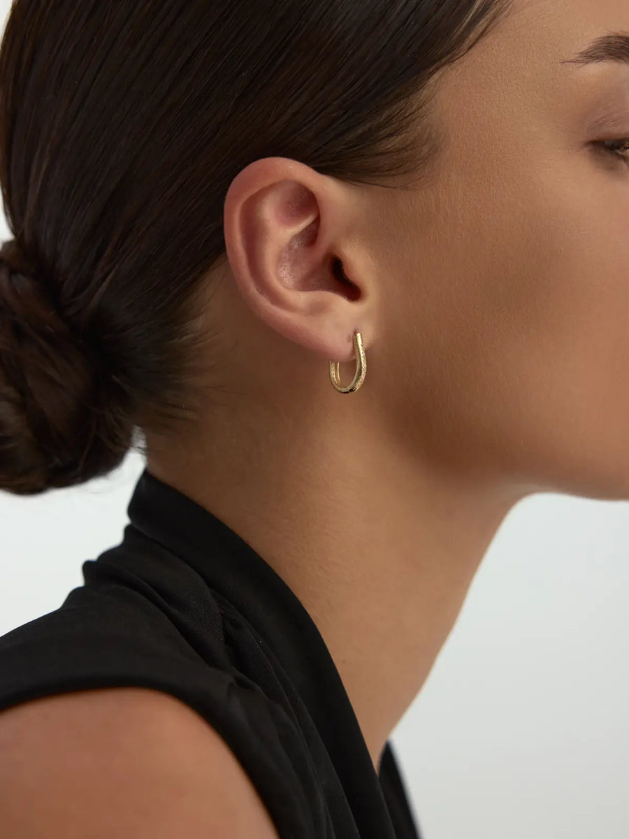 Kordela Textured Stone-Set Rectangular Hoop Earrings in 14K Gold