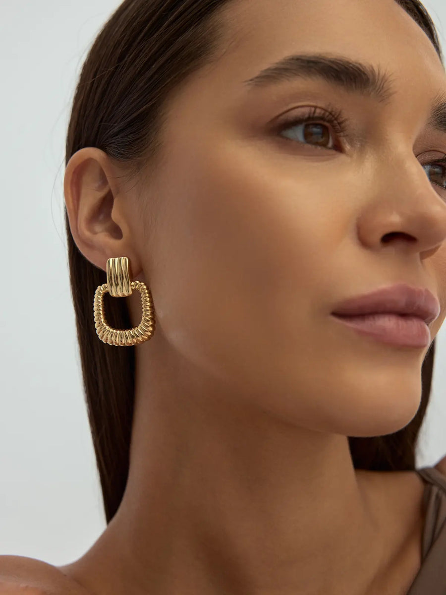 Corded Textured Rectangular Link Earrings in 14K Gold